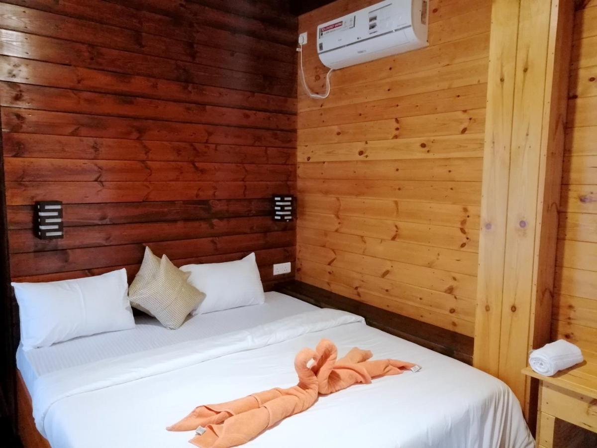 New Cabin Ella Exterior foto
