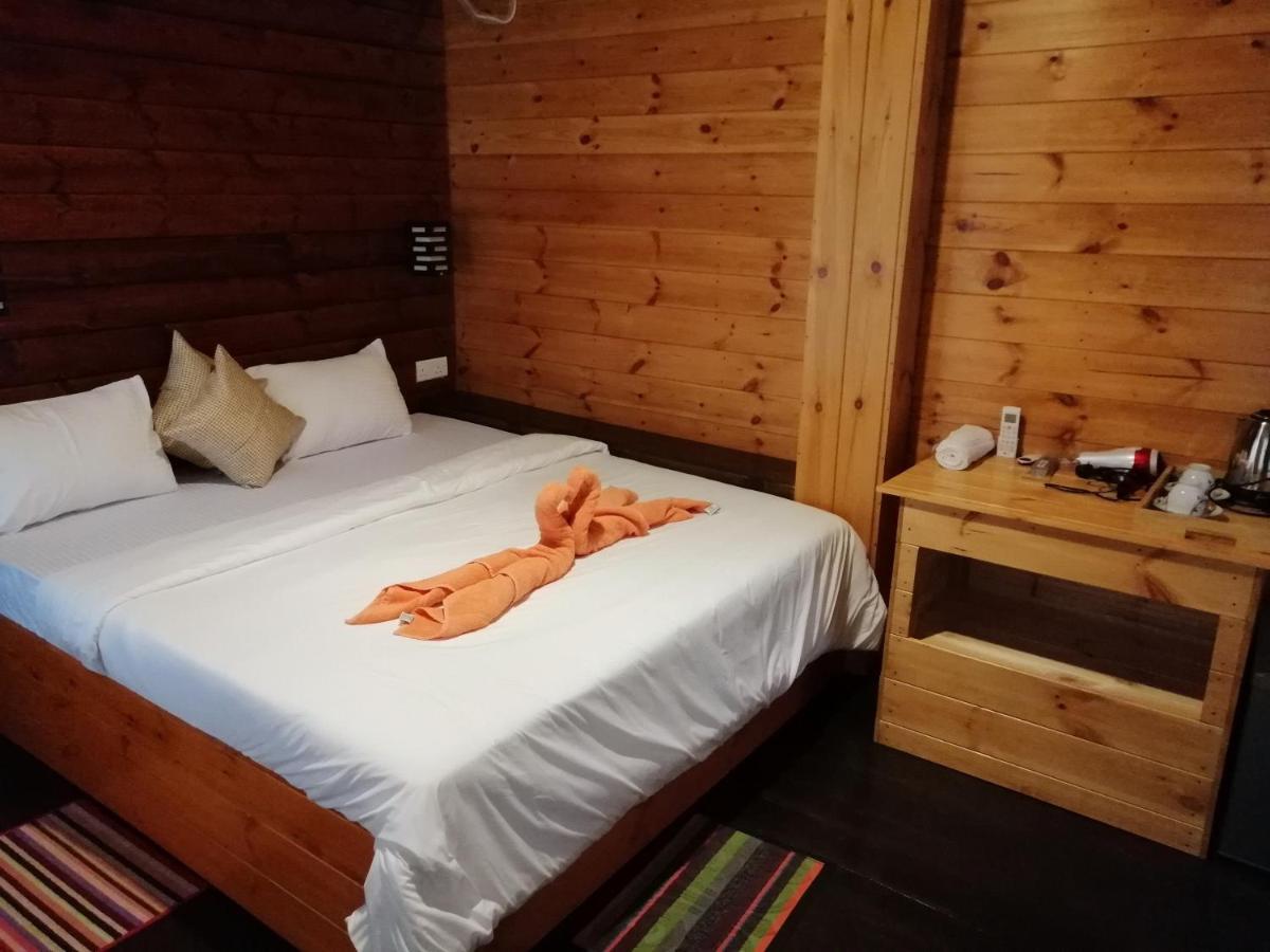 New Cabin Ella Exterior foto